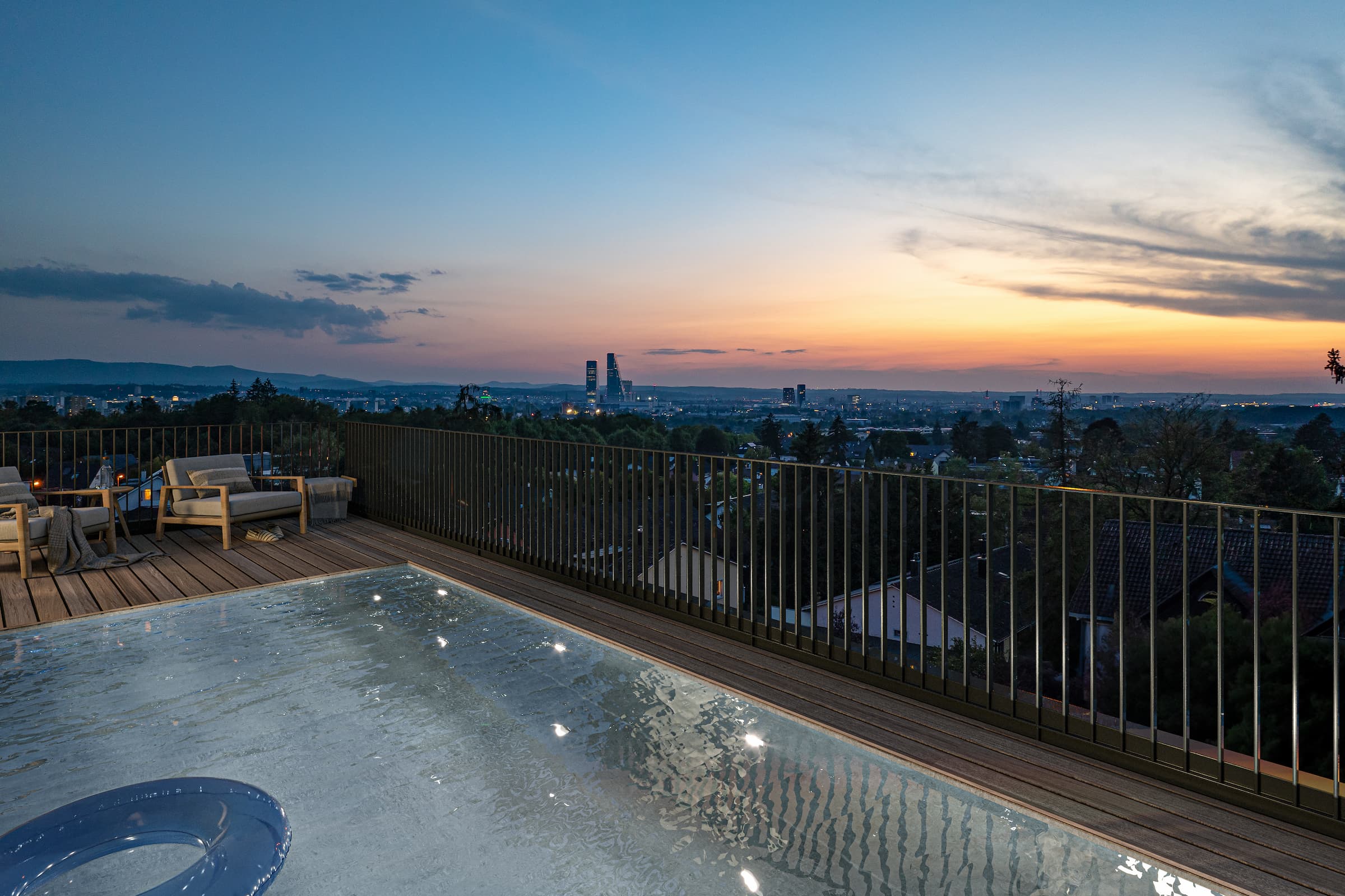 Rooftop Pool Haus 3